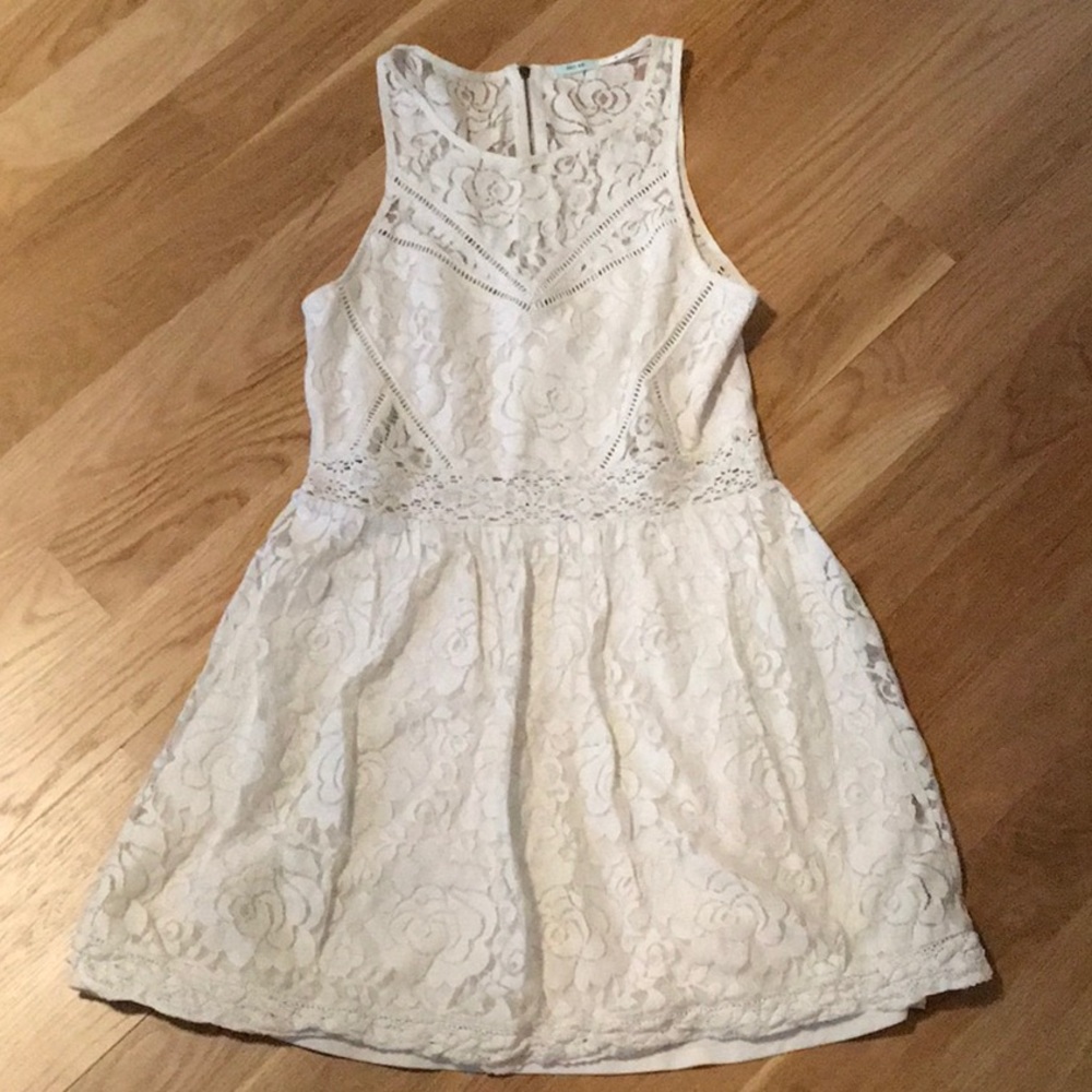 Urban Outfitters white lace dress S